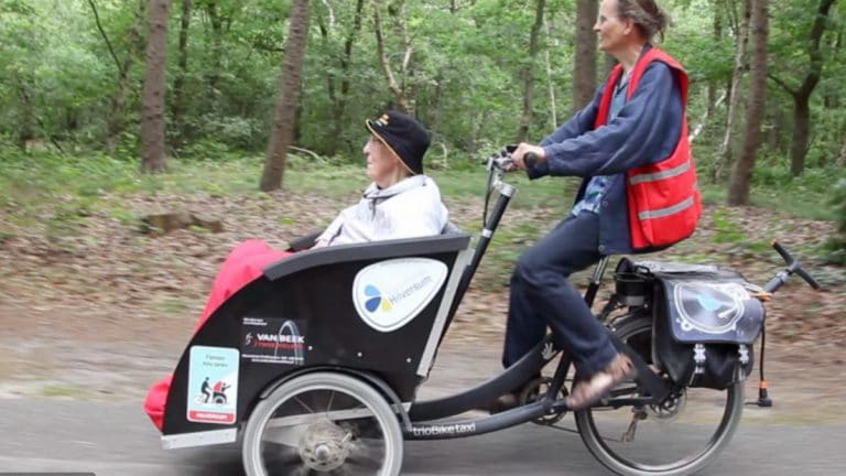 Volunteers Around the World Are Taking the Elderly On Rickshaw Rides in Nature